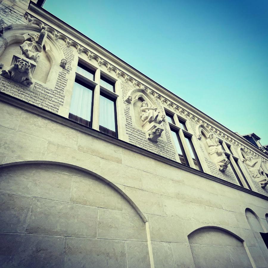 Charme De L'Ancien Pour Cet Appartement Entierement Renove Dans L'Hypercentre De Reims Zewnętrze zdjęcie