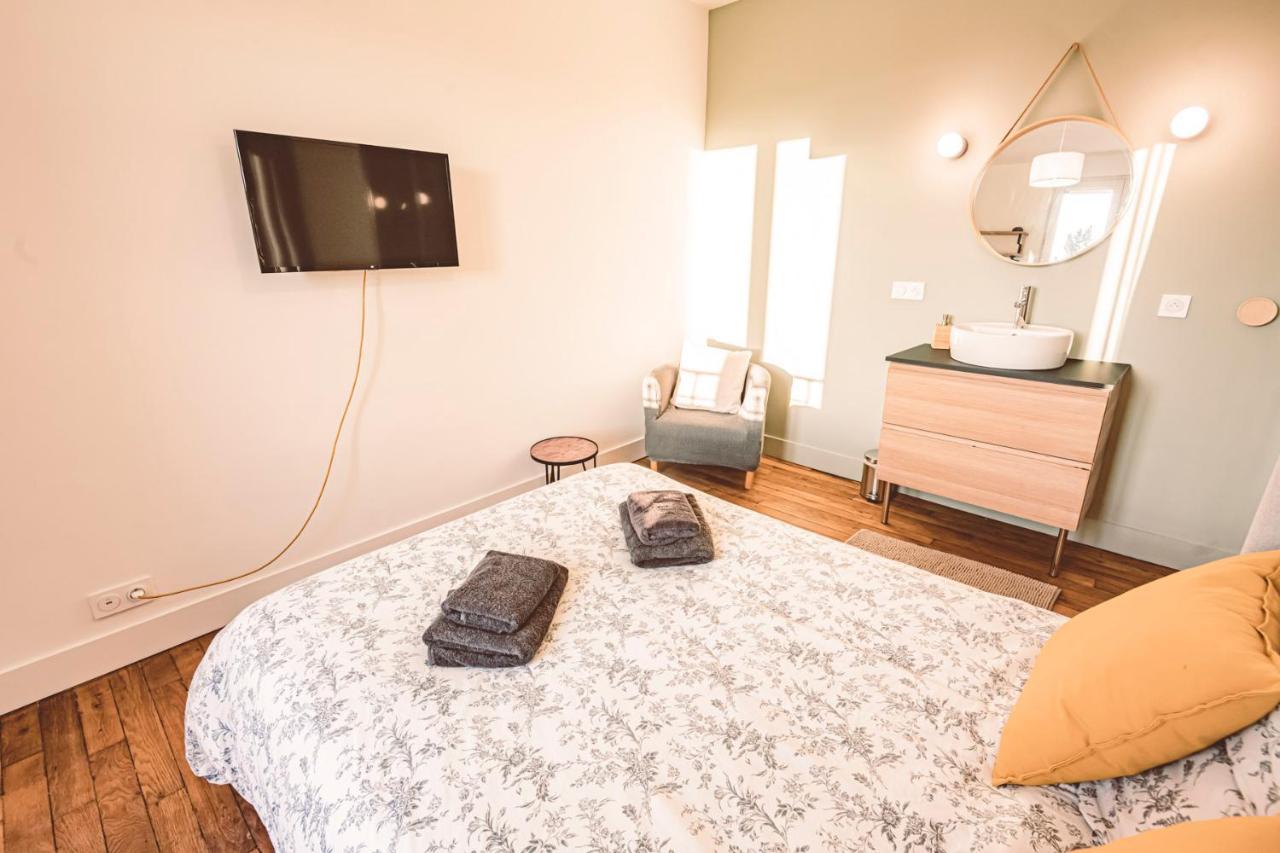 Charme De L'Ancien Pour Cet Appartement Entierement Renove Dans L'Hypercentre De Reims Zewnętrze zdjęcie