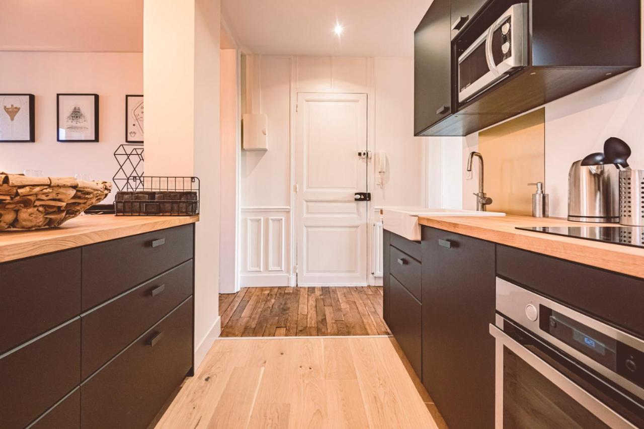 Charme De L'Ancien Pour Cet Appartement Entierement Renove Dans L'Hypercentre De Reims Zewnętrze zdjęcie