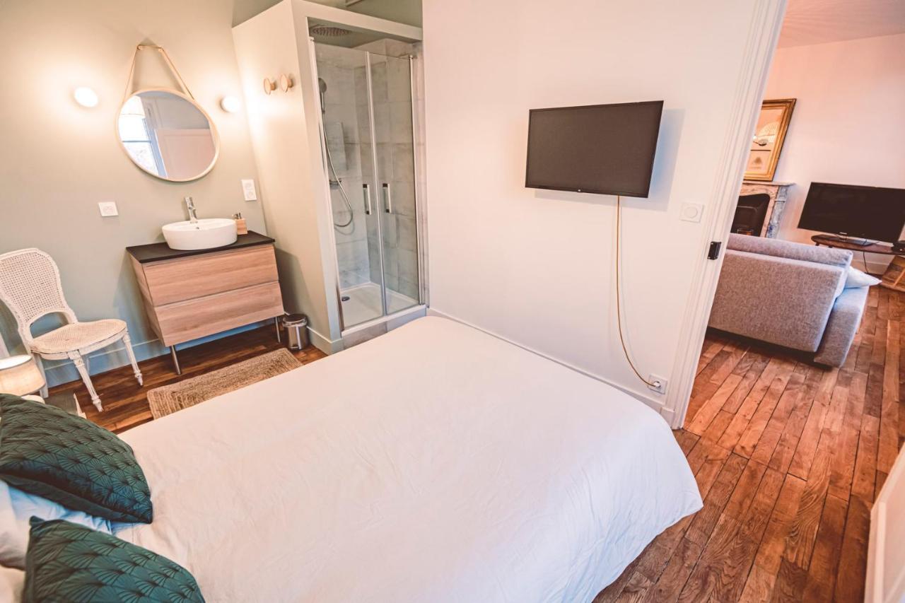 Charme De L'Ancien Pour Cet Appartement Entierement Renove Dans L'Hypercentre De Reims Zewnętrze zdjęcie